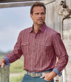 Titelseite 41 Gestreiftes Popelinhemd