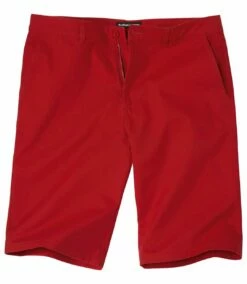 Titelseite 16 Rote Chino-Bermuda